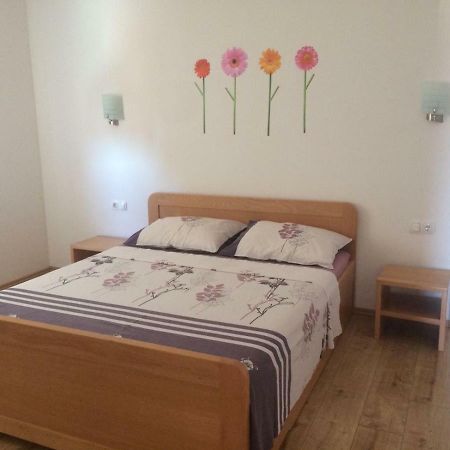 Apartmani "Grgic" Omiš Esterno foto
