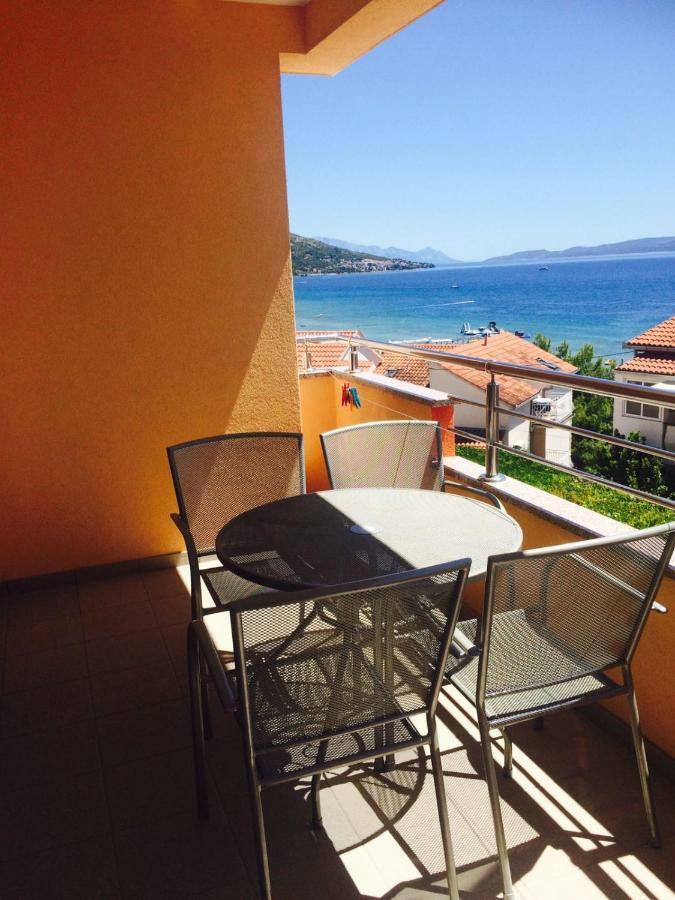 Apartmani "Grgic" Omiš Esterno foto