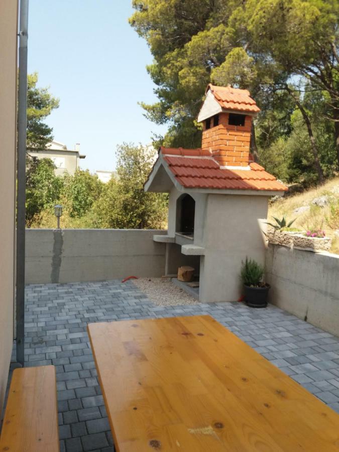 Apartmani "Grgic" Omiš Esterno foto