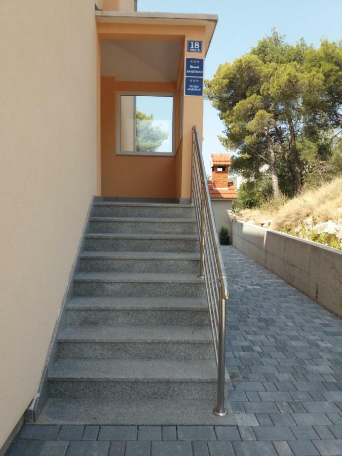 Apartmani "Grgic" Omiš Esterno foto